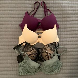 Assorted 32A Victoria’s Secret bras